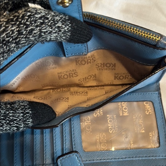 Michael Kors Wristlet Jet Set Travel Pebble Leather Continental Dark Chambray OS - Picture 12 of 16